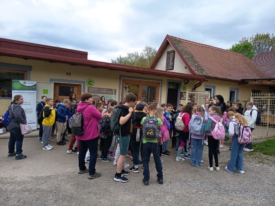 Mladi v središču krožnega dogajanja: CPU in SCKG ob dnevu Zemlje 